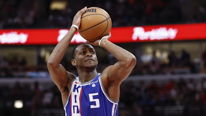 Sacramento Kings' De'Aaron Fox Praises Miami Heat's Ability To Overcome Adversity