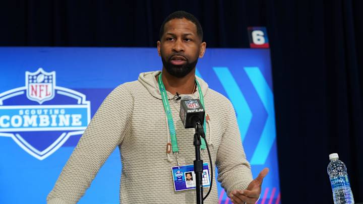 Browns GM Andrew Berry Confirms Deshaun Watson Recovery Timeline