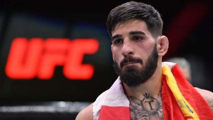 Watch: UFC Champion Ilia Topuria Meets Prime Minister, Becomes Spanish Citizen Watch: UFC Champion Ilia Topuria Meets Prime Minister, Becomes Spanish Citizen