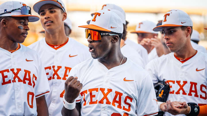 No. 15 Texas Blows Past St. John's 15-4: Live Game Log
