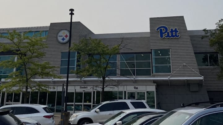 Pitt-Steelers Facility Partnership Faces Criticism