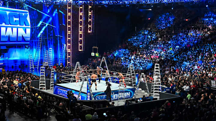 Massive WWE Champion Reportedly Set To Appear On Friday Night SmackDown [UPDATED]