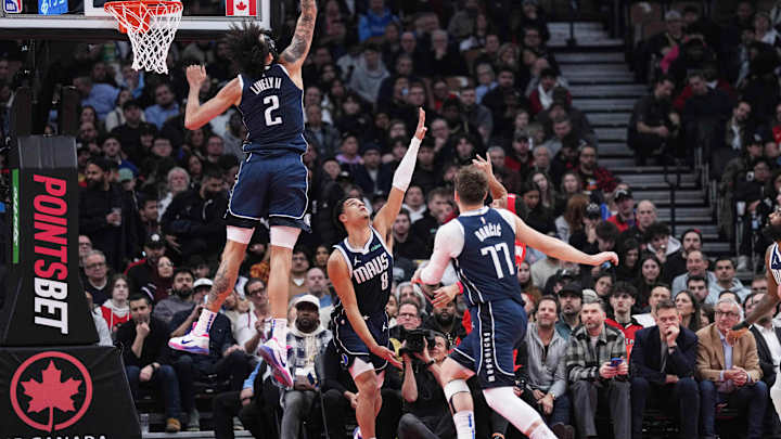 Dereck Lively II Throws Block Party in Mavs Win Over Raptors: 'Protected Us All Night' Dereck Lively II Throws Block Party in Mavs Win Over Raptors: 'Protected Us All Night'