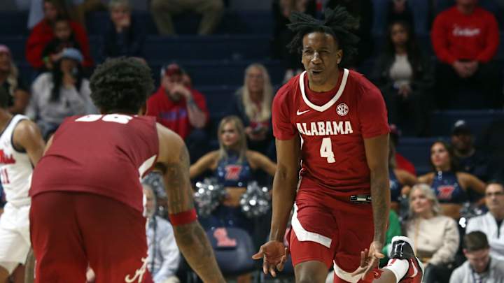 Davin Cosby Jr. an Unlikely Star in Alabama Basketball's Victory Over Ole Miss