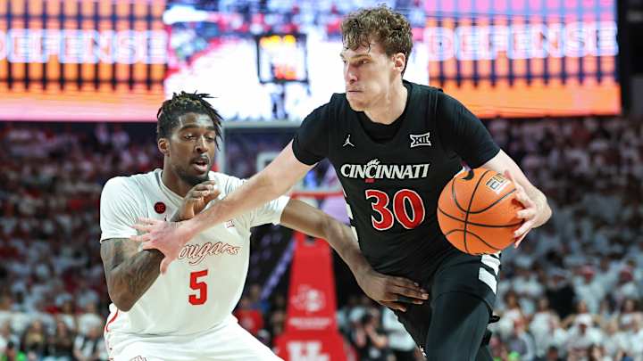 Cincinnati Bearcats Basketball Keys to the Game: Kansas State Wildcats