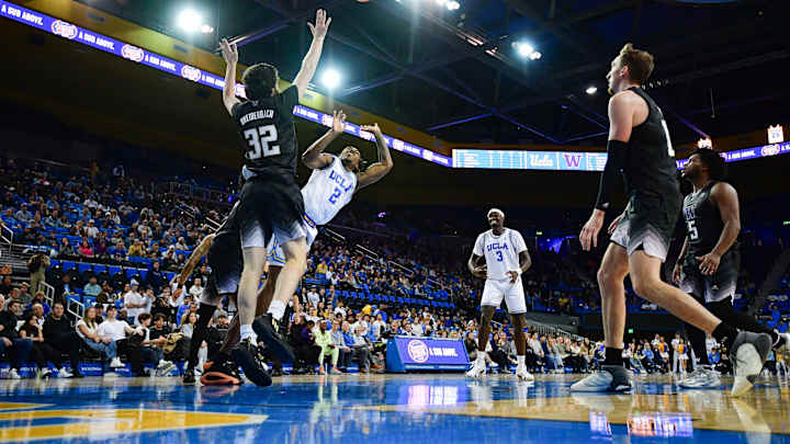 UCLA Basketball: Bruins Demolished By Huskies, Fall To .500