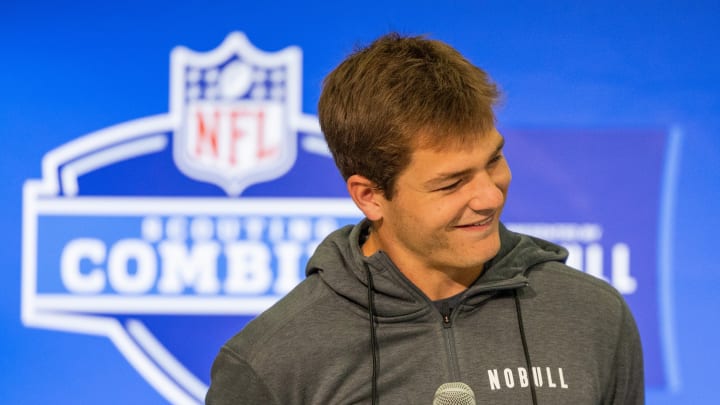 Drake Maye on What He's Learned from Retired Giants QB Eli Manning