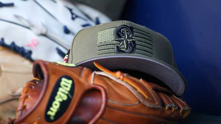 Seattle Mariners' Top Prospect Belts First Spring Training Home Run on Thursday