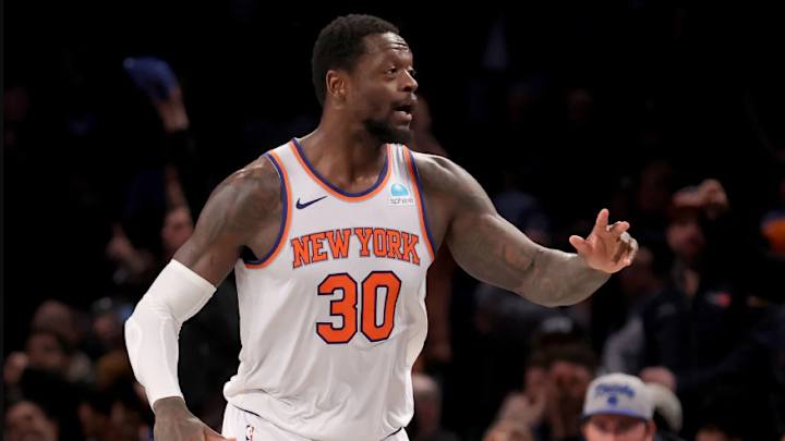Knicks' Julius Randle Wins NBA Cares Community Assist Award