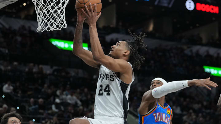 Spurs' Devin Vassell Praises Teammates After Win vs. Thunder