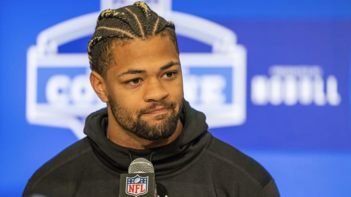 Husky Contingent Impresses, Makes People Laugh at NFL Combine