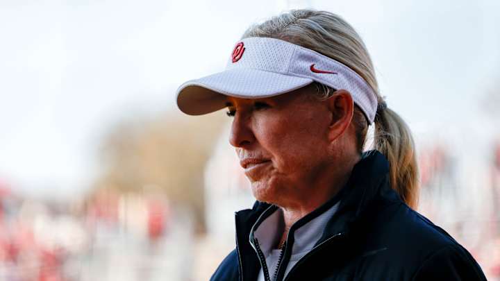 No. 1 Oklahoma Stunned by Louisiana, NCAA Record Win Streak Snapped at 71 No. 1 Oklahoma Stunned by Louisiana, NCAA Record Win Streak Snapped at 71