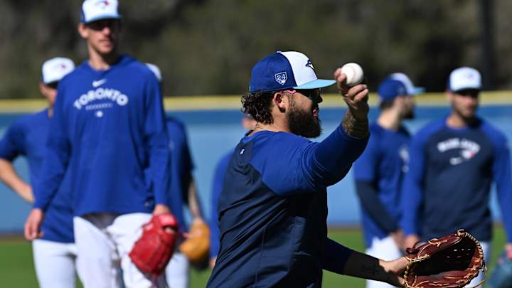 Toronto Blue Jays' Right-Hander Dealing with Shoulder Injury as He Works on Comeback