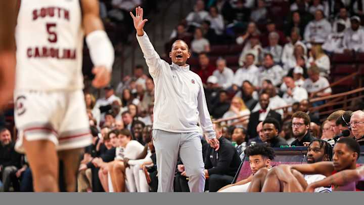 Lamont Paris Discusses Defensive Adjustment That Turned The Tide Vs. No. 24 Florida Lamont Paris Discusses Defensive Adjustment That Turned The Tide Vs. No. 24 Florida