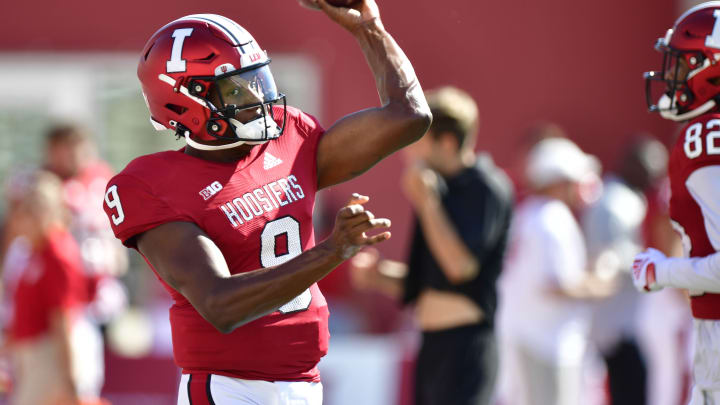 Rome Odunze Lauds Michael Penix Jr. for 'Perseverance Through Injury' at Indiana