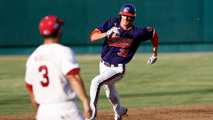 FINAL: Gamecocks Unable To Capitalize At The Plate, Drop Series To Clemson