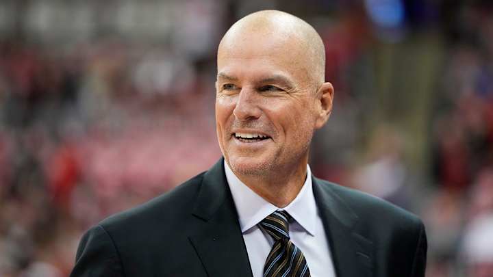 ESPN’s Jay Bilas Pokes Fun at Himself With Epic Sister Jean Meme ESPN’s Jay Bilas Pokes Fun at Himself With Epic Sister Jean Meme