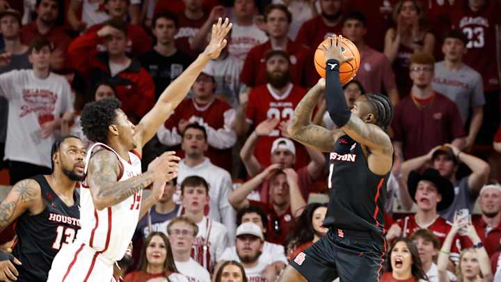 No. 1 Houston Outlasts Oklahoma with Jamal Shead's Piercing Game-Winner