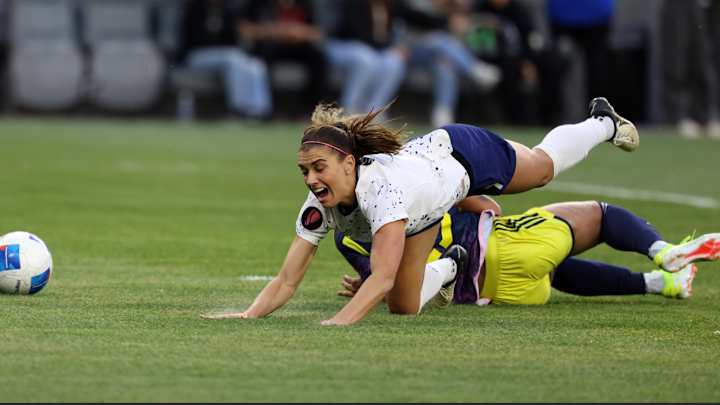 Alex Morgan Helps U.S. Beat Colombia in Gold Cup Quarterfinal Alex Morgan Helps U.S. Beat Colombia in Gold Cup Quarterfinal