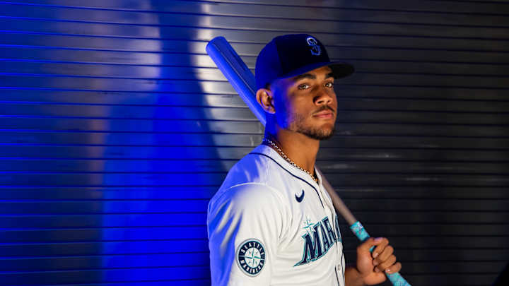Seattle Mariners' Star Makes Swing Adjustment Headed into 2024 Seattle Mariners' Star Makes Swing Adjustment Headed into 2024