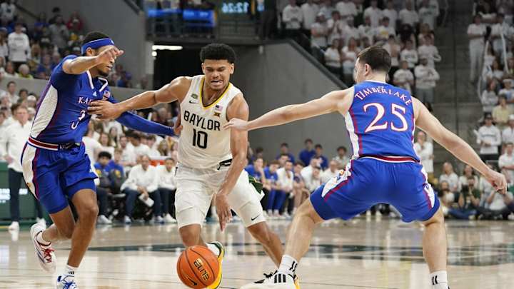 Big 12 Men’s Basketball Saturday Rundown: Kansas Loses Second Straight Game Big 12 Men’s Basketball Saturday Rundown: Kansas Loses Second Straight Game