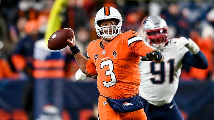 Should Patriots Sign Russell Wilson?