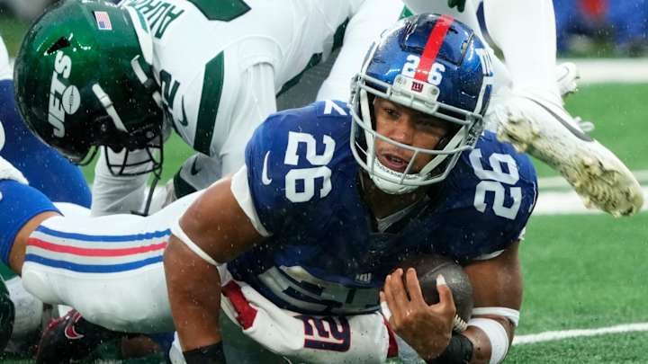 Giants Will Not Franchise Tag Saquon Barkley for 2024 Season, per Report