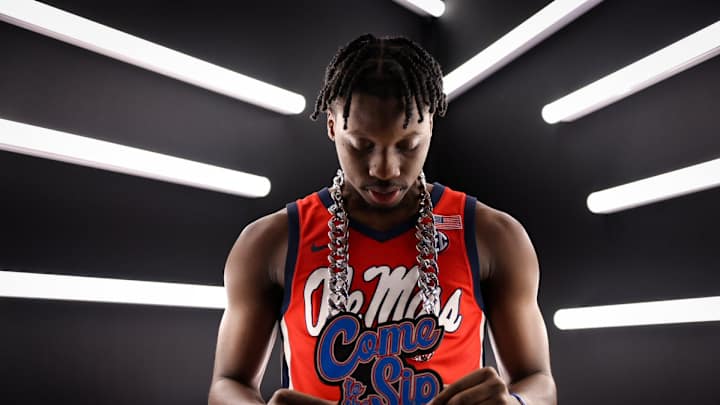 LIVE UPDATES: Ole Miss Takes on Georgia in Final Road Game of 2024