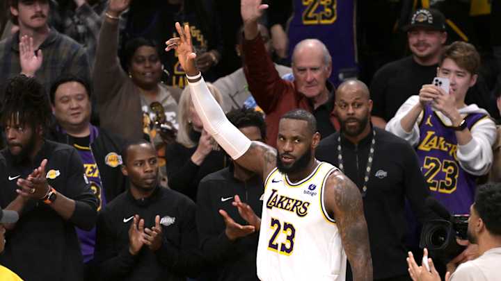 Former NBA Star Makes Controversial LeBron James Statement Former NBA Star Makes Controversial LeBron James Statement