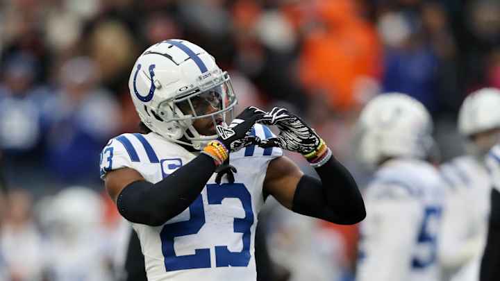 Colts Re-Sign Kenny Moore II to Long-Term Extension