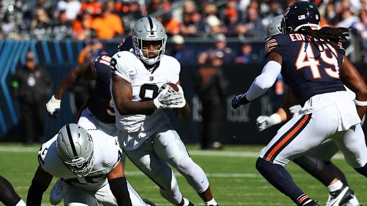 Mutual Interest Reported with Free Agent Back