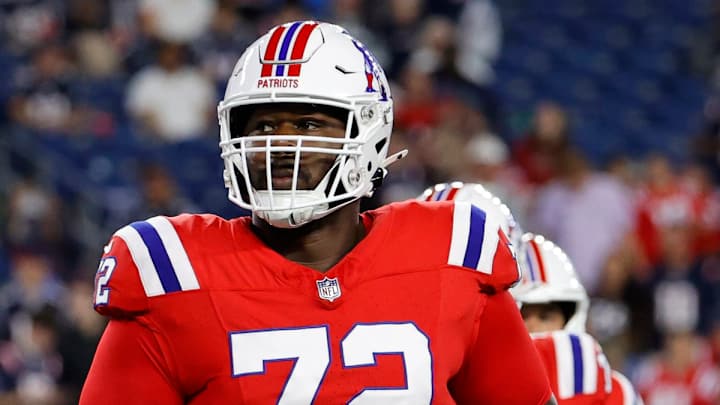 Patriots Sign Offensive Tackle Patriots Sign Offensive Tackle