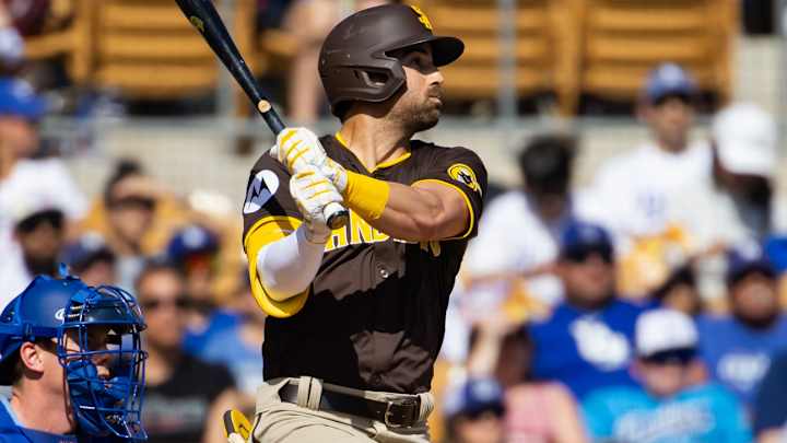 Padres’ Veteran Explains Why He Grew Up a Yankee Fan in California Padres’ Veteran Explains Why He Grew Up a Yankee Fan in California