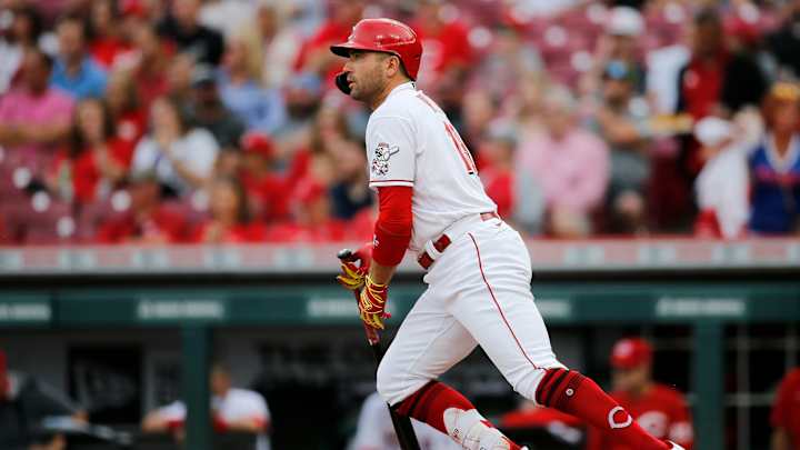 Cincinnati Reds' Longtime Leader Details Why He Wants to Continue Playing Cincinnati Reds' Longtime Leader Details Why He Wants to Continue Playing