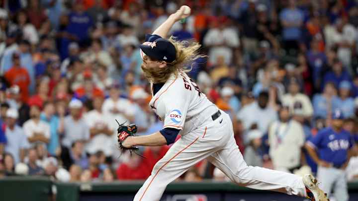 Seattle Mariners Sign World Champion Reliever to One-Year Deal