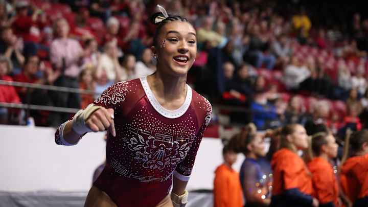 Alabama Gymnastics Sends Out Seniors in Style with 198, Quad Meet Win Alabama Gymnastics Sends Out Seniors in Style with 198, Quad Meet Win