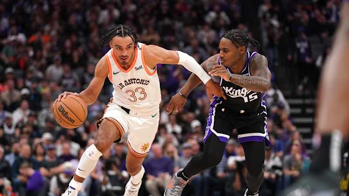 Spurs PG Tre Jones Reacts to 'Weird' Loss vs. Kings