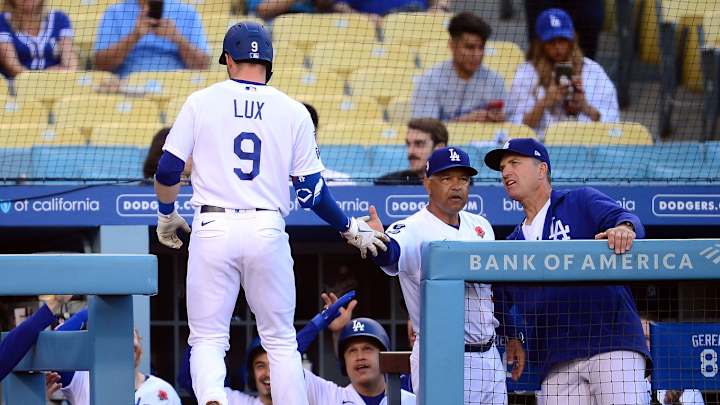 Dave Roberts Reveals Reasoning for Replacing Gavin Lux With Mookie Betts at Shortstop