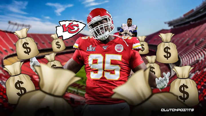 Chiefs' Chris Jones Signs Massive Contract; Impact On Rams' Aaron Donald As Highest-Paid? Chiefs' Chris Jones Signs Massive Contract; Impact On Rams' Aaron Donald As Highest-Paid?