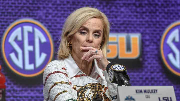 Kim Mulkey On Kamilla Cardoso: 'I Wish She Would've Pushed Angel Reese' Kim Mulkey On Kamilla Cardoso: 'I Wish She Would've Pushed Angel Reese'