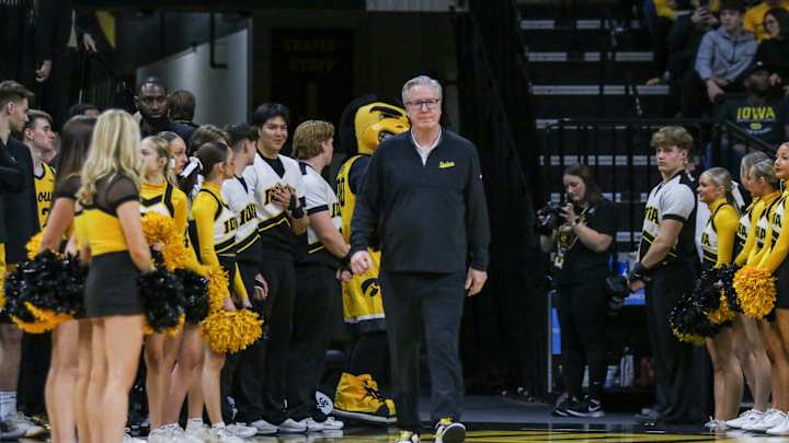 Hawkeye Hoops Needs More Help Hawkeye Hoops Needs More Help