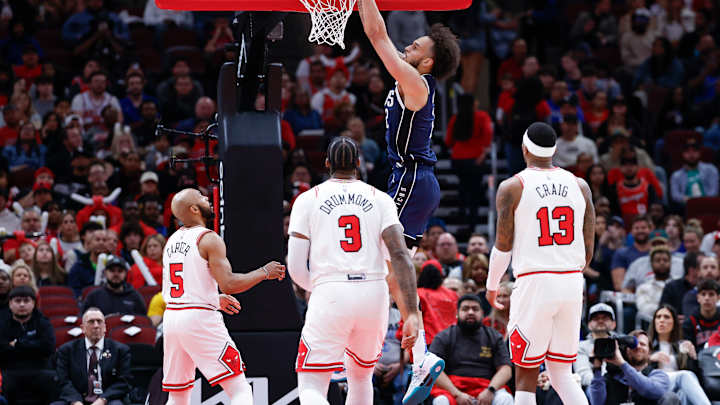 Mavs' Dereck Lively II Joins Legend Hakeem Olajuwon on Rare NBA Rookie List