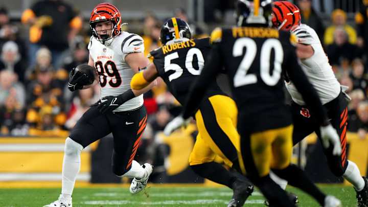 Ex-Husky TE Drew Sample Earns Bengals Contract Extension