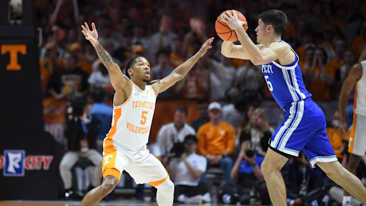 Zakai Zeigler Wins SEC Defensive Player Of The Year Zakai Zeigler Wins SEC Defensive Player Of The Year