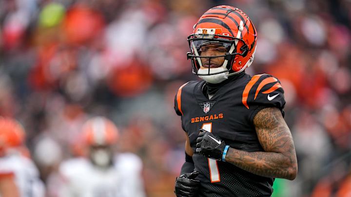 Bengals’ Ja’Marr Chase Sends NFL Fans Into a Lather With Viral Cryptic Tweet Bengals’ Ja’Marr Chase Sends NFL Fans Into a Lather With Viral Cryptic Tweet