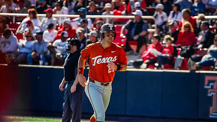No. 23 Texas Rides Strong Pitching, Beats Incarnate Word 7-1: Live Game Log