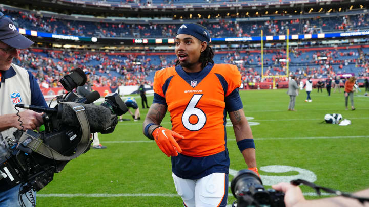 Broncos' New Deal With S P.J. Locke: Contract Details & Grade