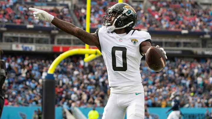 Patriots In 'Two-Team Fight' to Sign Top Remaining Receiver Calvin Ridley - Free Agency Tracker