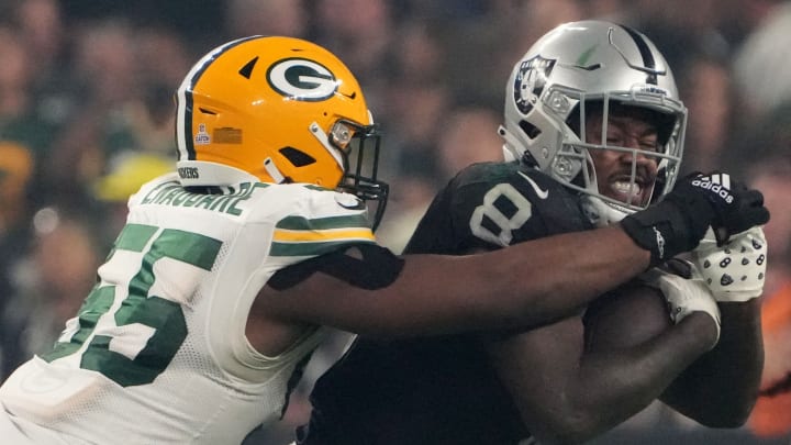 Comparing New Packers RB Josh Jacobs to Aaron Jones Comparing New Packers RB Josh Jacobs to Aaron Jones
