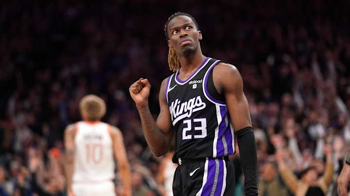 Kings HC Mike Brown Hints on Keon Ellis's Future in Starting Lineup